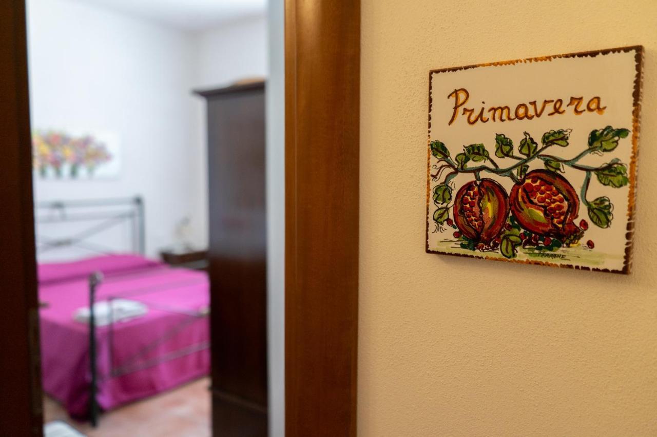 B&B 4 Stagioni Dattilo Eksteriør billede